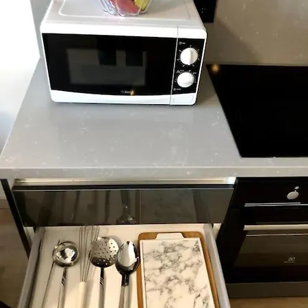 Luxury Flat With Sea & View - Gym & Parking Διαμέρισμα
