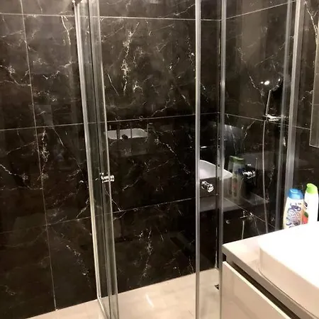 Luxury Flat With Sea & View - Gym & Parking Διαμέρισμα *